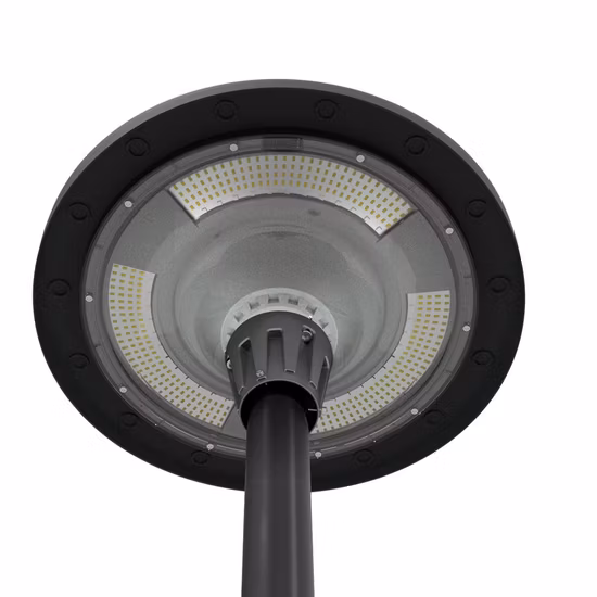 明るい色が変化するLED屋外照明を備えたソーラーガーデンランプ