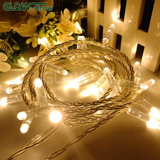 PVC と PE の自動 LED 照明付き植毛クリスマス ツリー、1400 トン